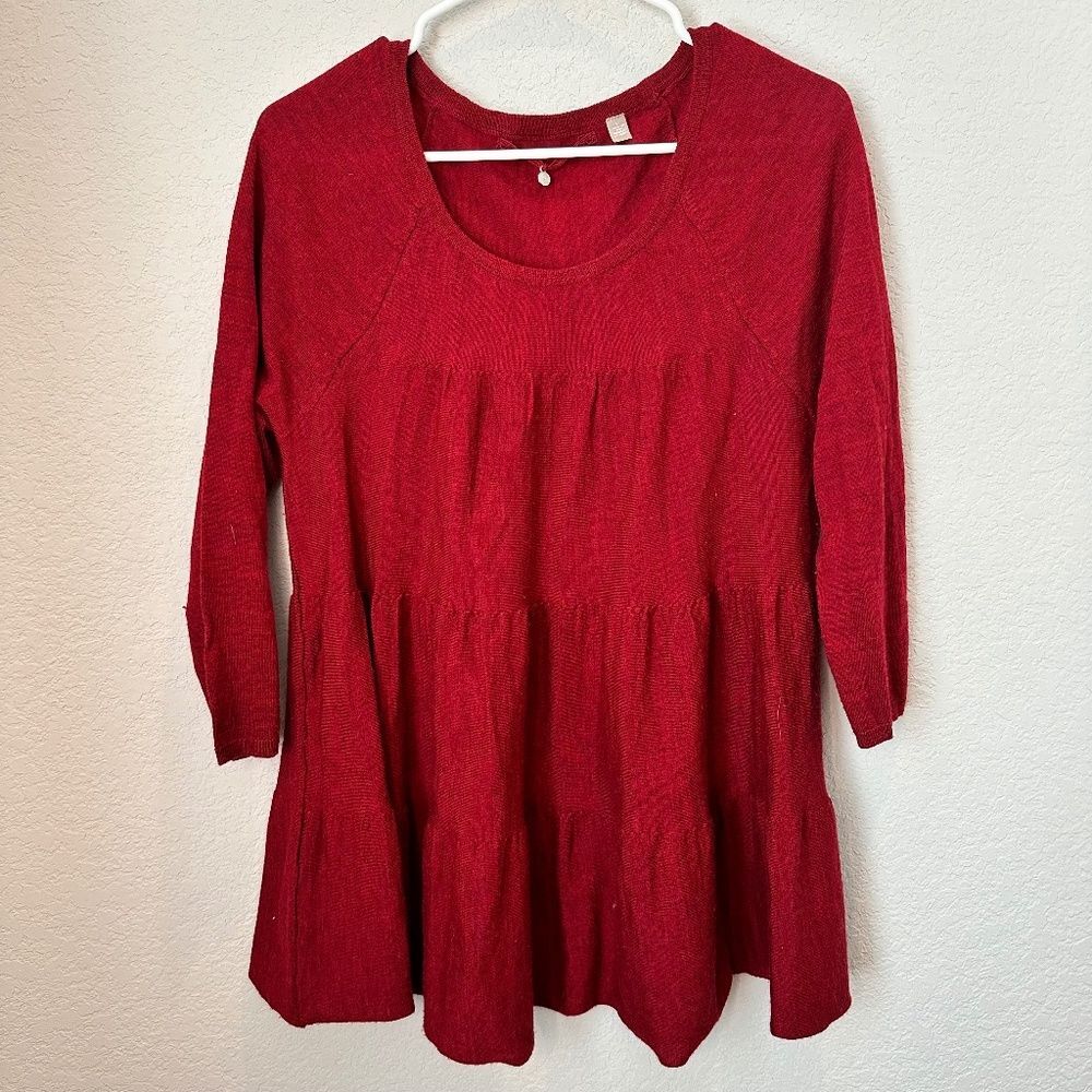 Anthropologie Knitted & Knotted Red Tiered Lightweight Wool Sweater - Size L EUC